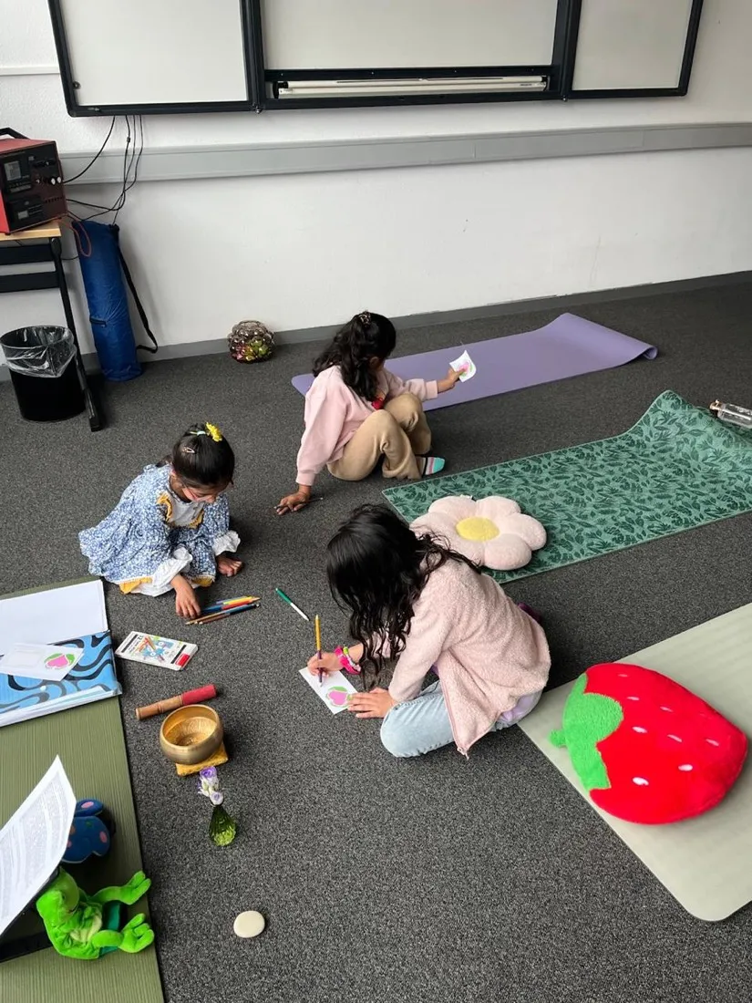 Children making kindness cards for loved ones